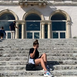 Meet your Posher, Ana